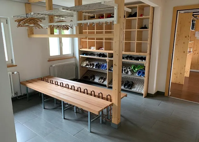 Modernes Skihaus Auf Der Wolzenalp 33betten * Nesslau