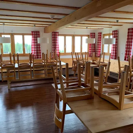 Modernes Skihaus Auf Der Wolzenalp 33betten Daire *